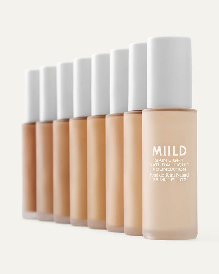 Skin Light Natural Liquid Foundation 04 Daisy Skin Light Natural Liquid Foundation 04 Daisy