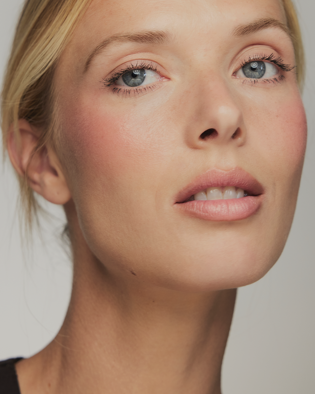 Skin Glow Tinted Beauty Balm 02 Soft Coral