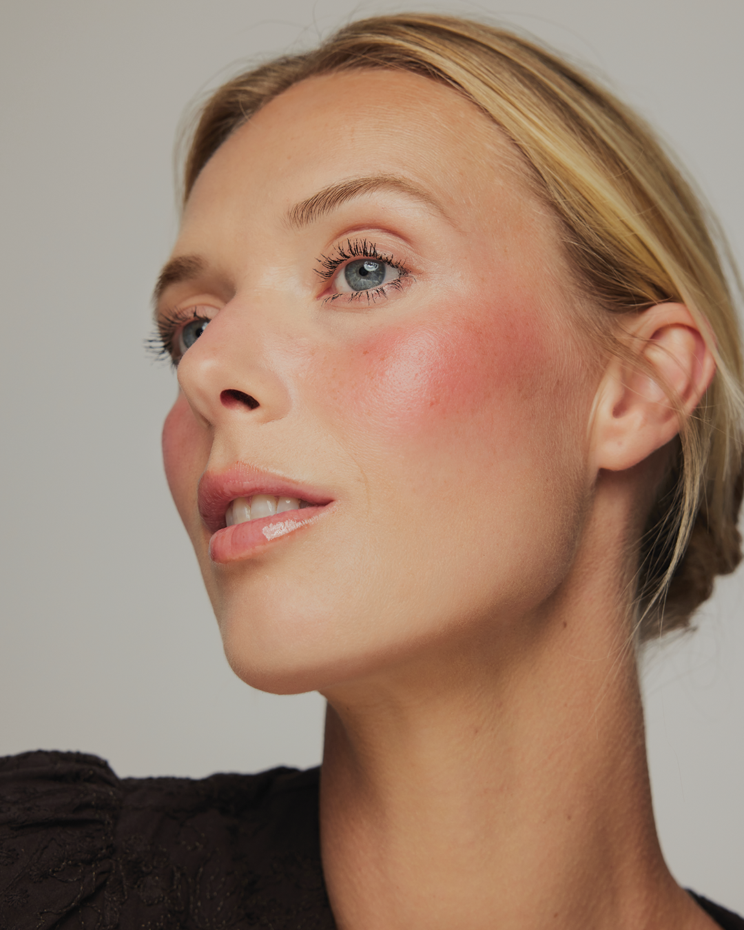 Skin Glow Tinted Beauty Balm 05 Deep Fig Skin Glow Tinted Beauty Balm 05 Deep Fig