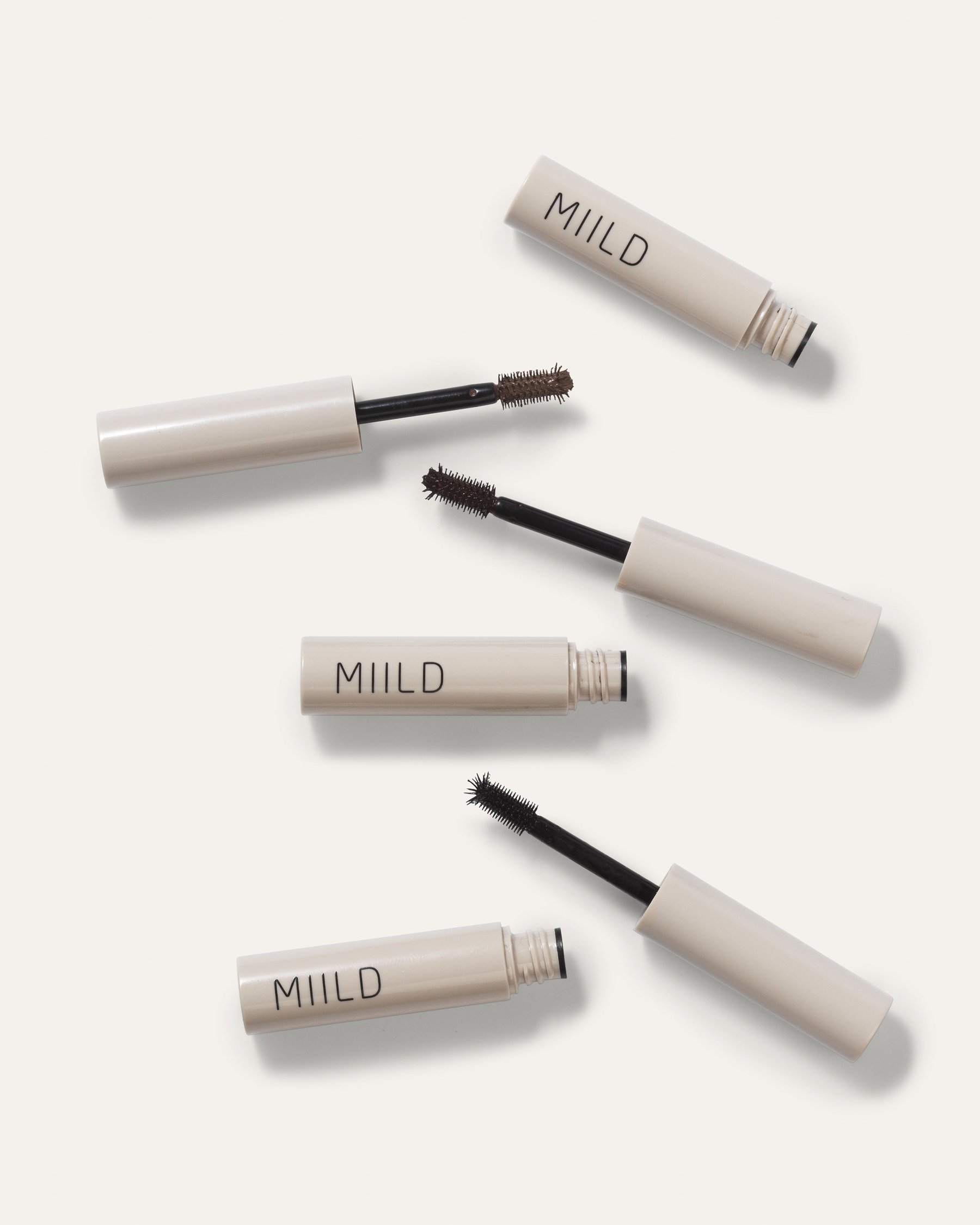 Natural Brow Gel 02 Earth Natural Brow Gel 02 Earth