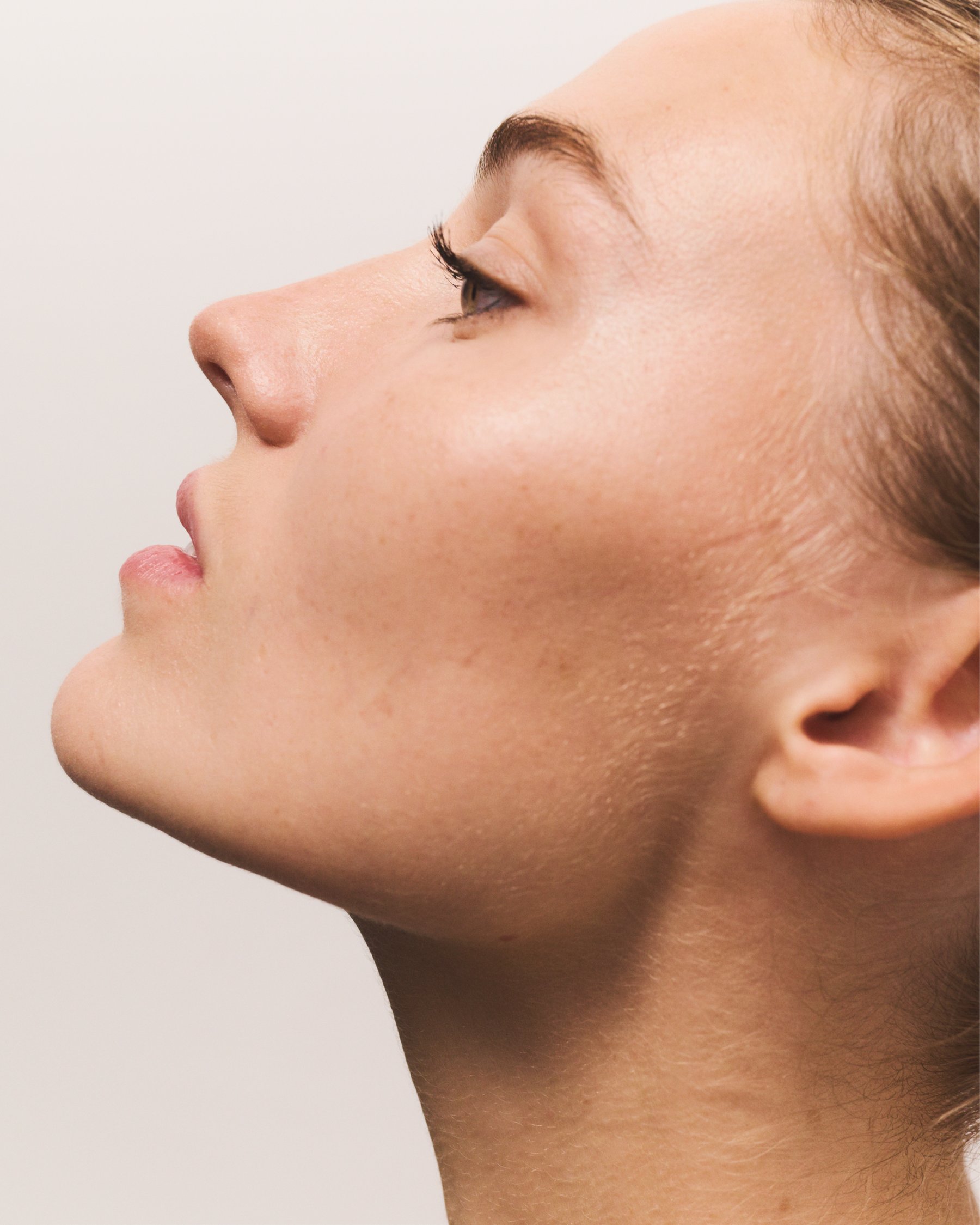 Skin Light Translucent Loose Setting Powder 02 Luminous Glow Skin Light Translucent Loose Setting Powder 02 Luminous Glow