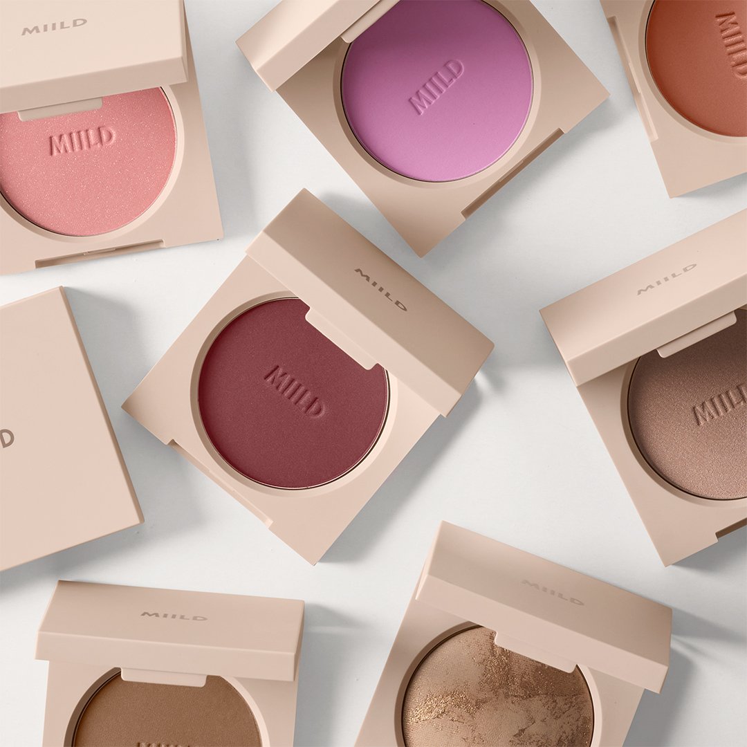 Skin Glow Radiant Powder Flush 03 Plum Night Skin Glow Radiant Powder Flush 03 Plum Night