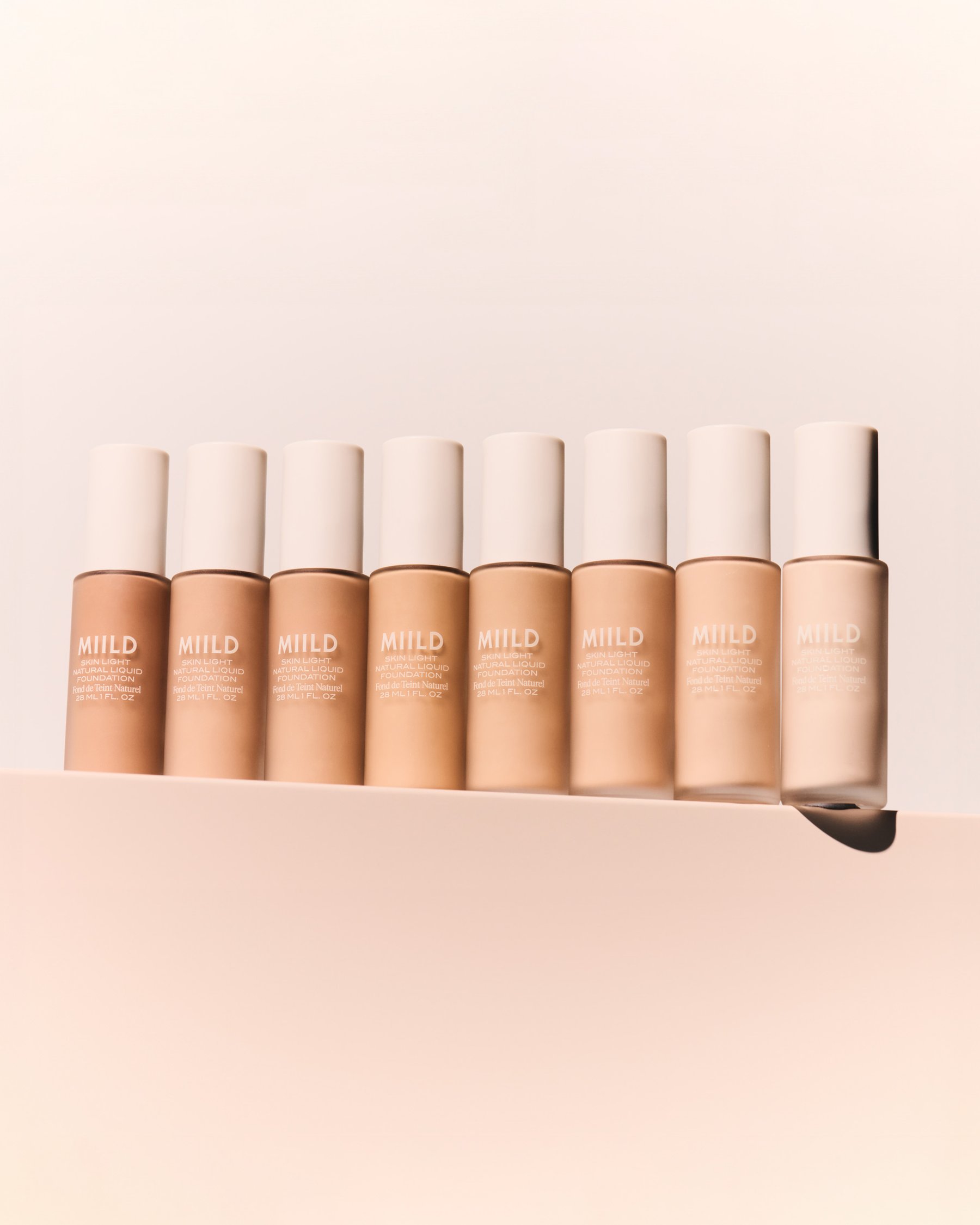Skin Light Natural Liquid Foundation 04 Daisy Skin Light Natural Liquid Foundation 04 Daisy