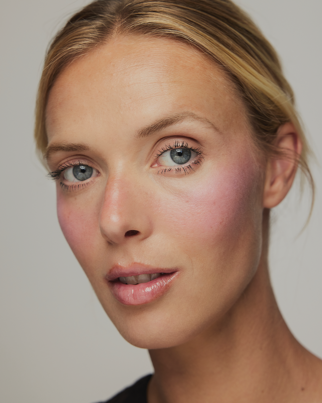 Skin Glow Tinted Beauty Balm 06 Lilac Haze Skin Glow Tinted Beauty Balm 06 Lilac Haze