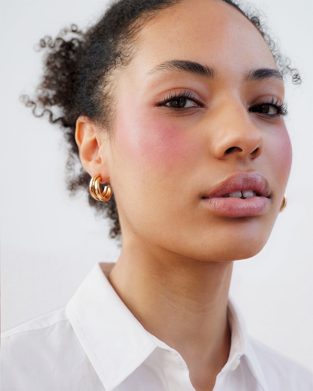 Skin Glow Radiant Powder Flush 03 Plum Night Skin Glow Radiant Powder Flush 03 Plum Night